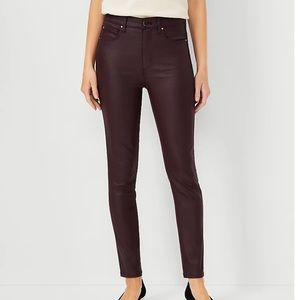 Ann Taylor Petite Curvy Sculpting High Rise Skinny Jeans Burgundy Coated Denim